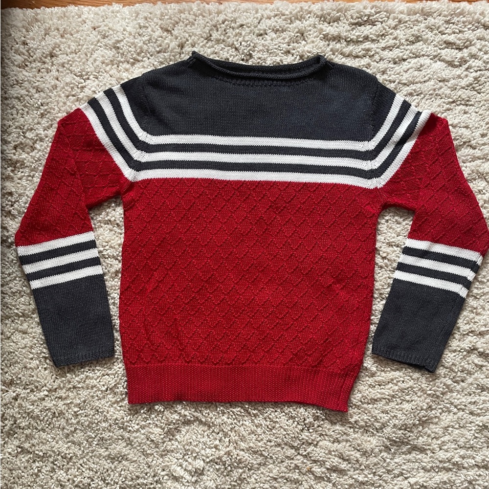 Women’s long sleeved red whiter and gray knit sweater. Size Smalll